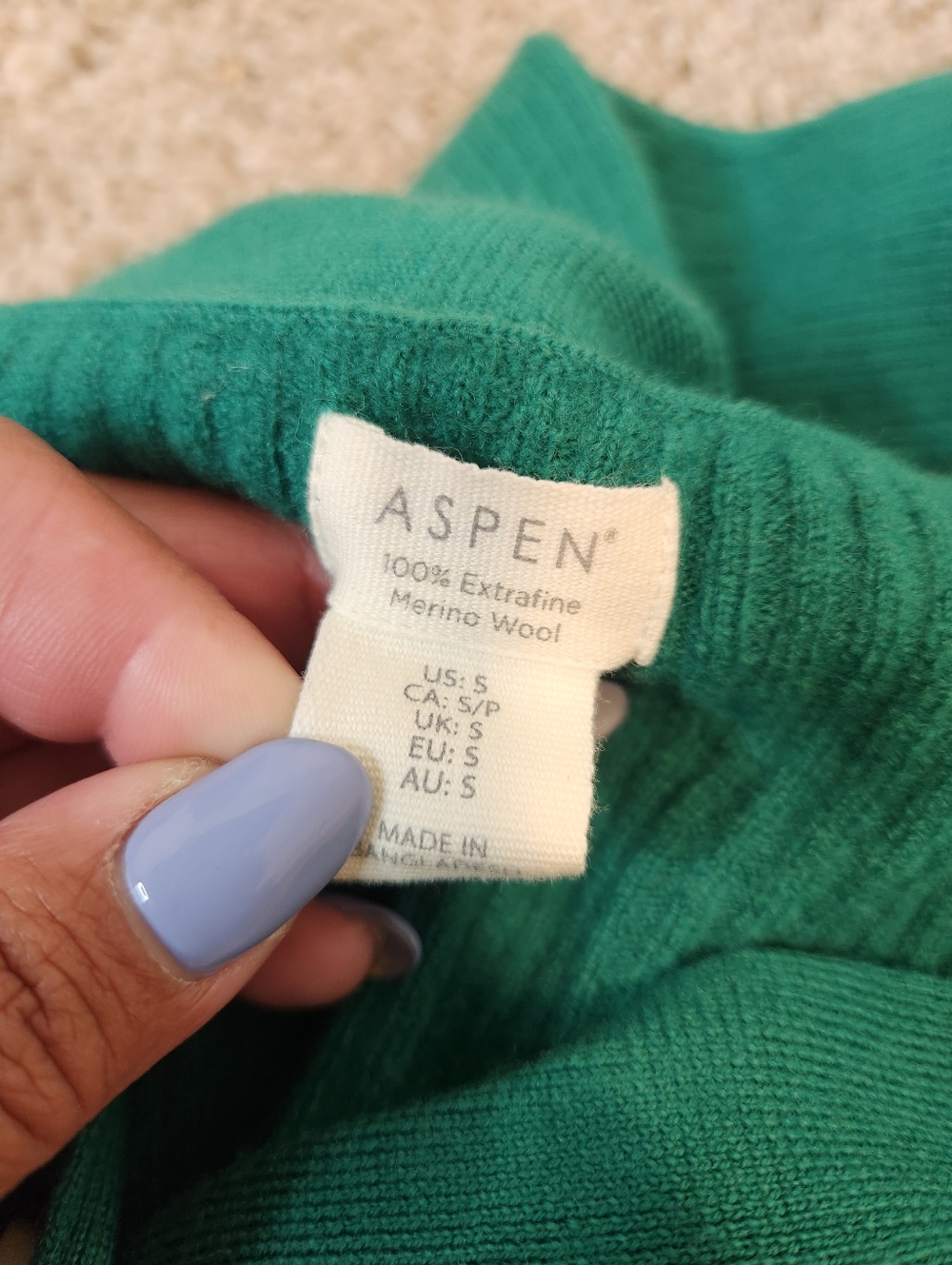 Aspen 100% Extrafine Merino Wool Cropped Cardigan Size Small - Picture 5 of 5